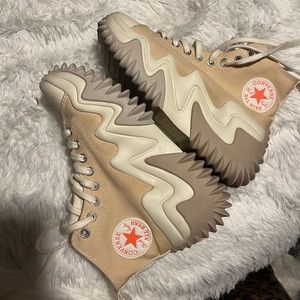 Converse Women’s Run Star Motion - Light Twine - Size 8